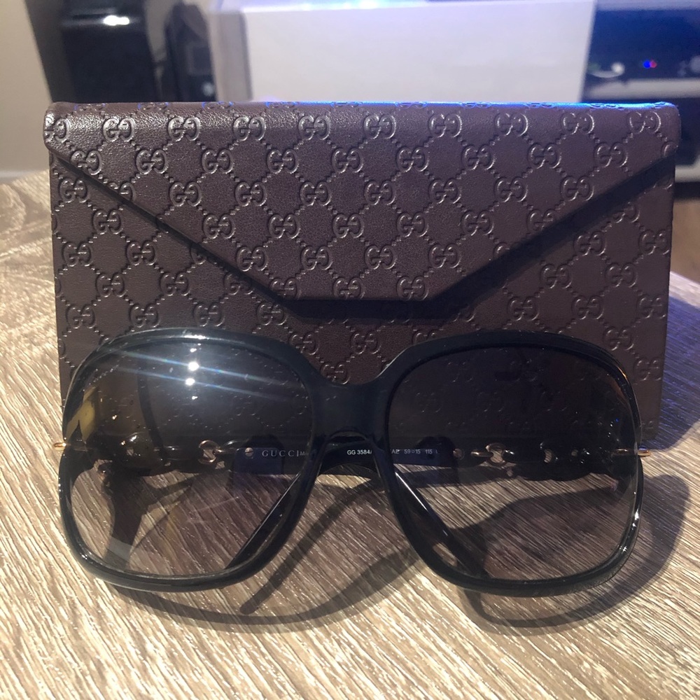 Gucci Oversized Chainlink Sunglasses
